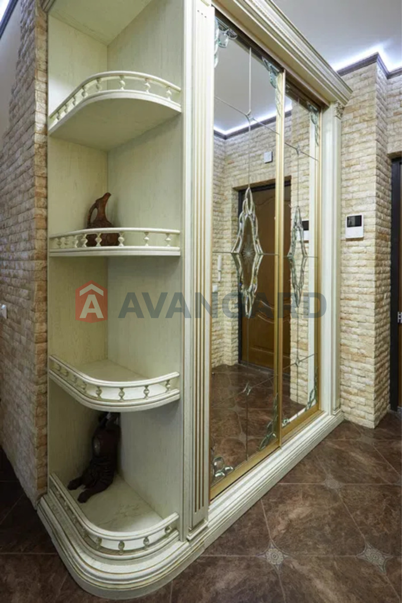 3 ��. ��������, 80/-/25 ��. �., 8/10 ������ ���� 14