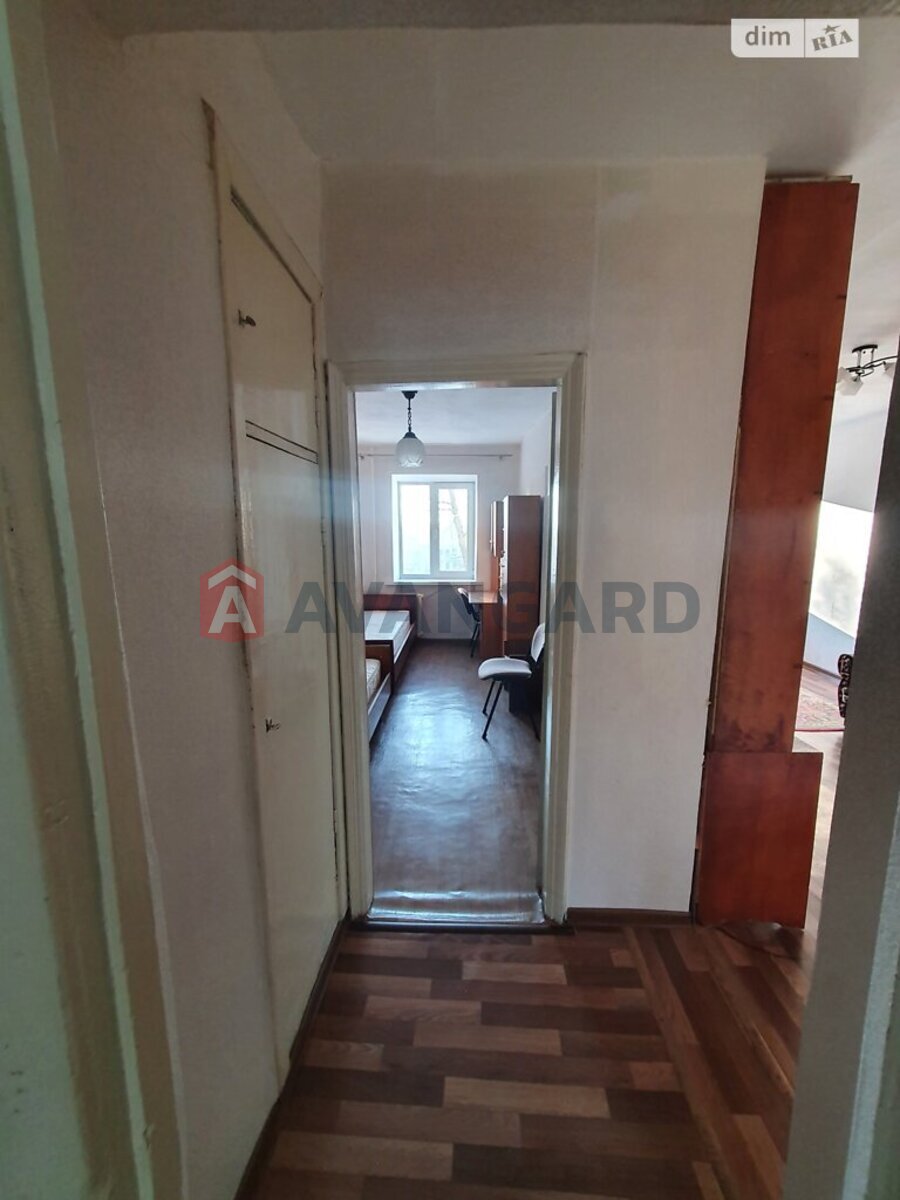 3 ��. ��������, 55/40/5 ��. �., 3/5 ������ ���� 12