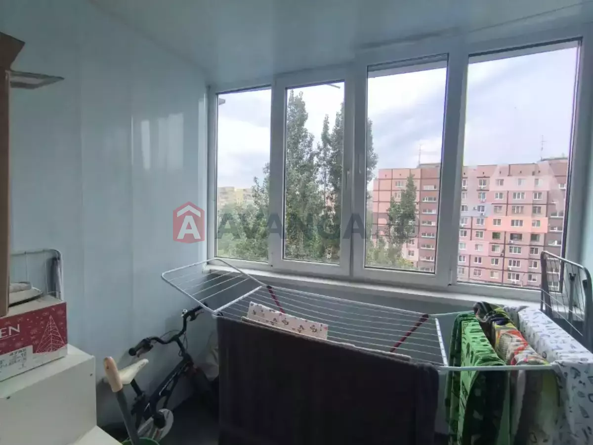 3 ��. ��������, 64/-/- ��. �., 7/9 ������ ���� 14