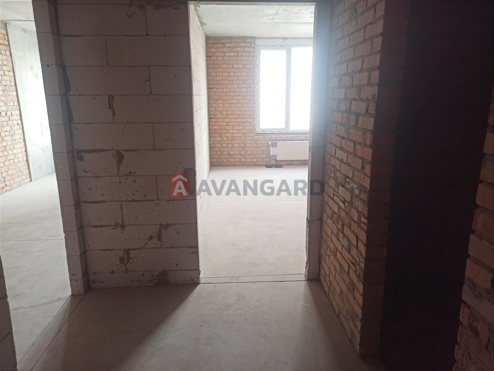 1 ��. ��������, 45,3/15,5/17,3 ��. �., 11/34 ������ ���� 8