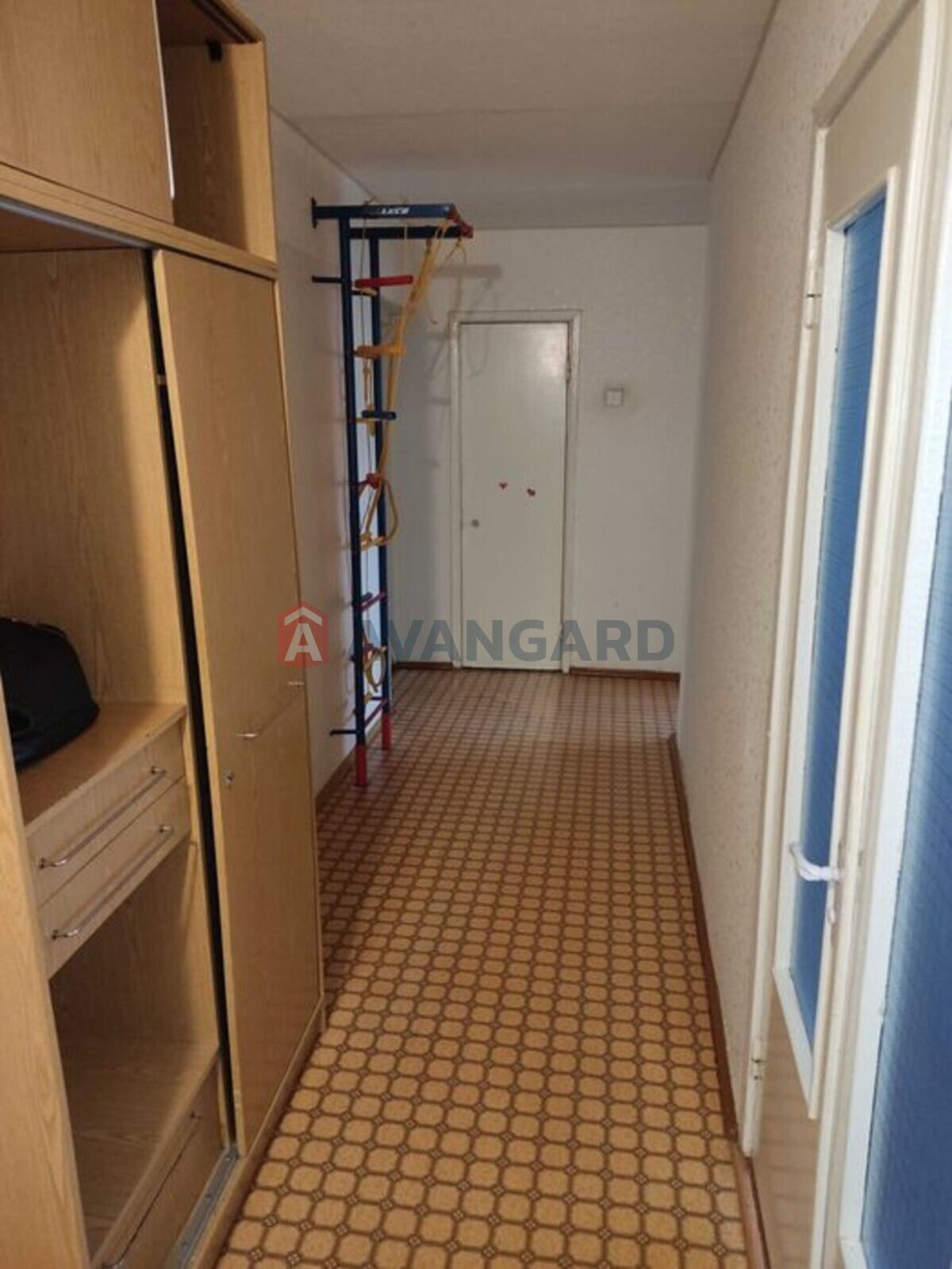 3 . , 67/-/7 . ., 5/10   4