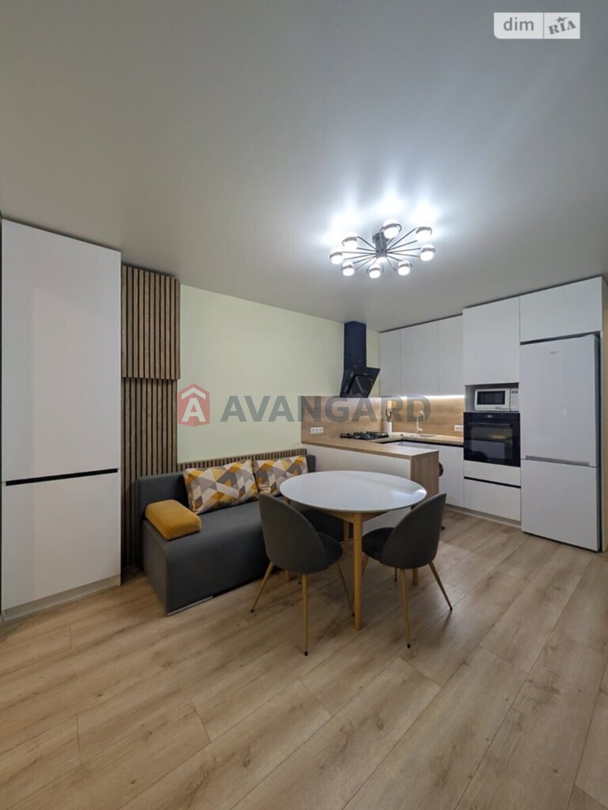 2 ����. ��������, 80/-/20 ��. �., 4/10 ���� ���� 3