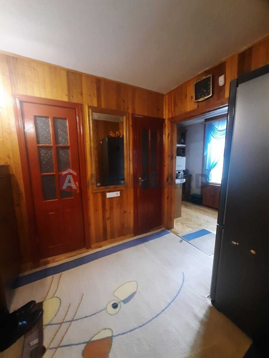 3 ��. ��������, 66/41.1/8 ��. �., 2/9 ������ ���� 9