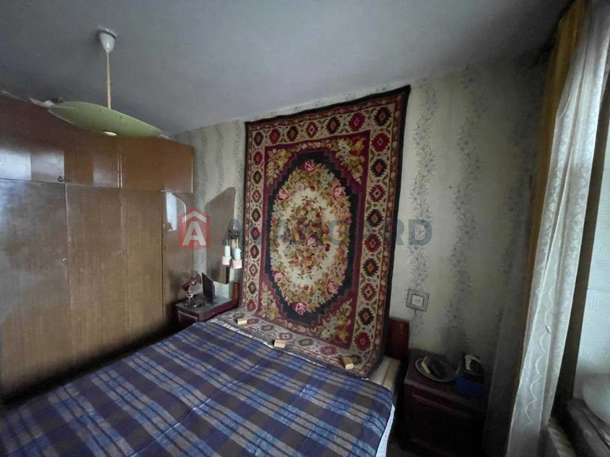 1 ��. ��������, 66/-/8 ��. �., 8/9 ������ ���� 9