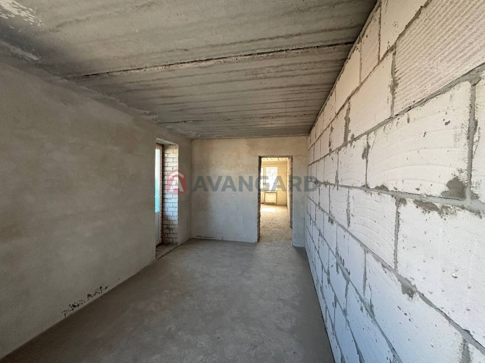 2 ��. ��������, 63/-/11 ��. �., 9/10 ������ ���� 14