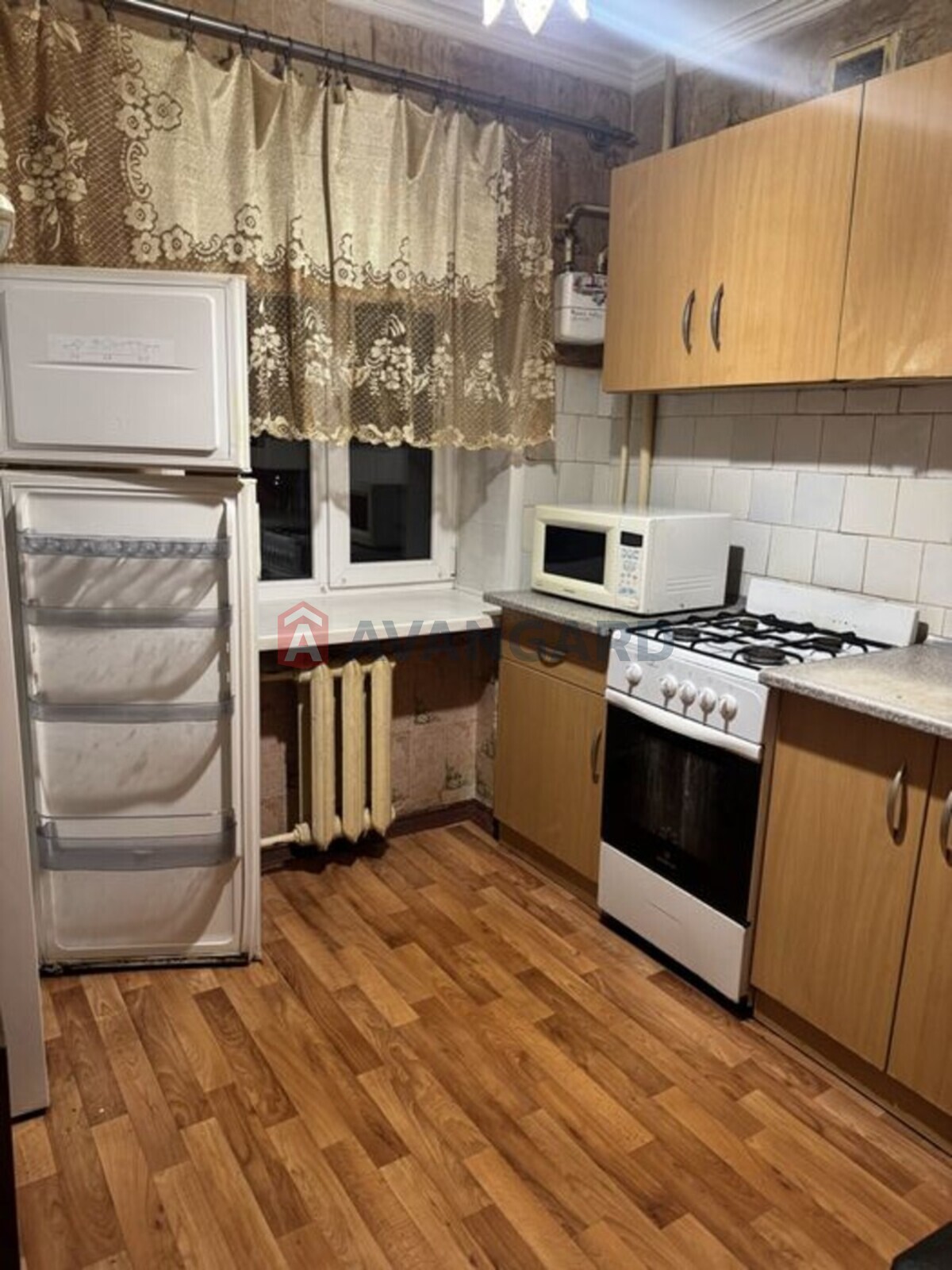 2 ��. ��������, 45/-/6 ��. �., 4/5 ������ ���� 2