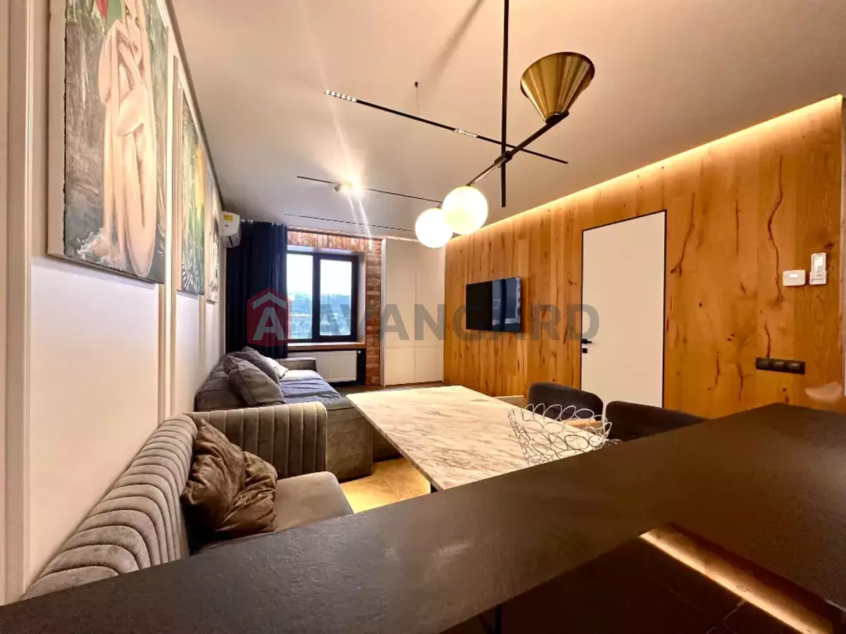 3 ����. ��������, 78/49/11 ��. �., 12/12 ���� ���� 2