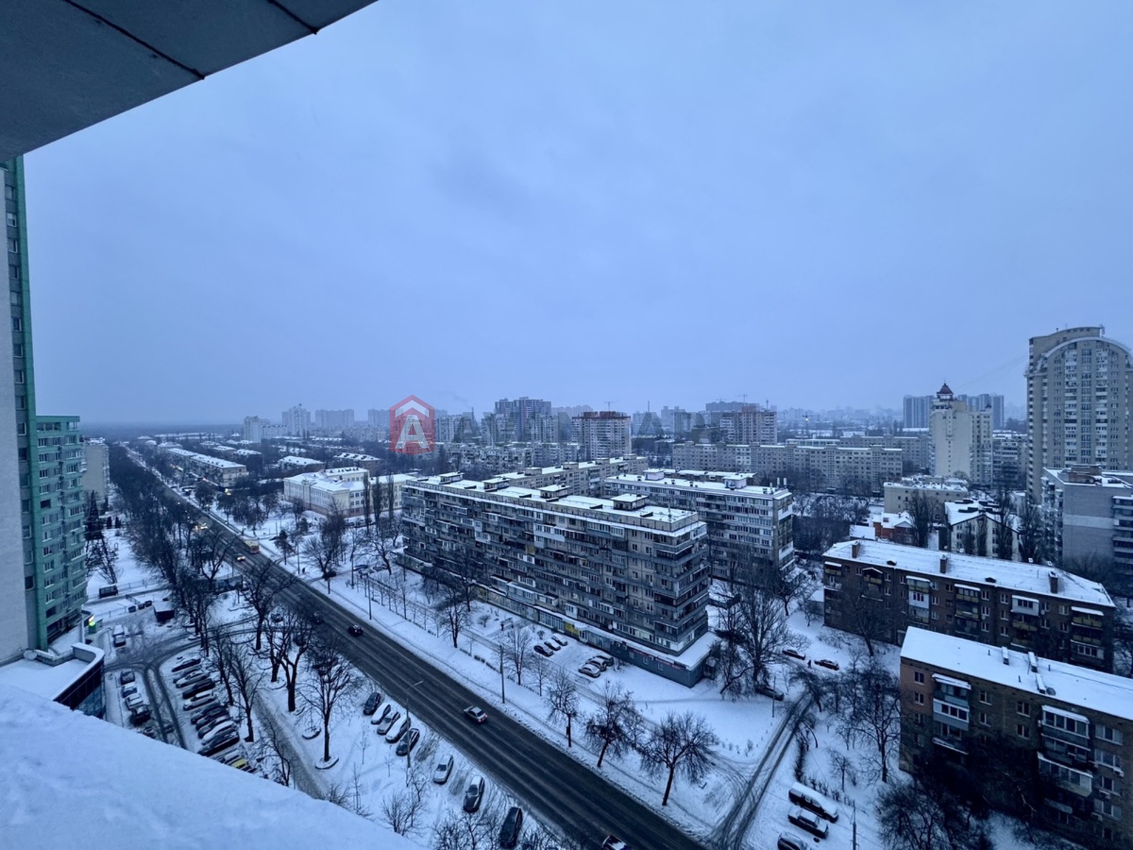 3 ��. ��������, 147/54/13 ��. �., 14/14 ������ ���� 19