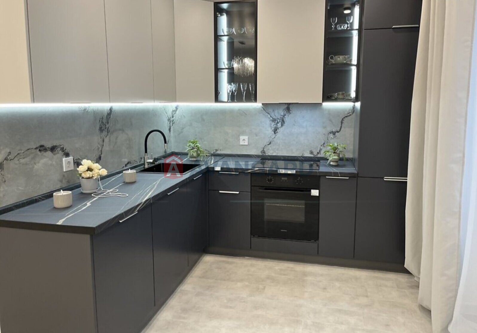 2 ����. ��������, 70/29/24 ��. �., 5/8 ���� ���� 12