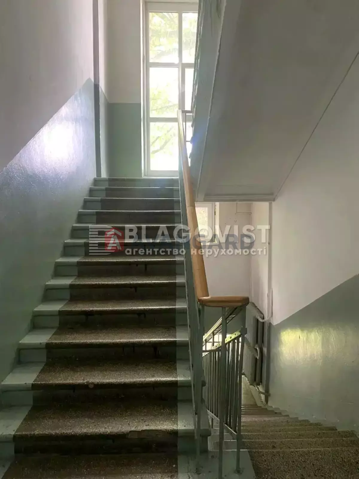4 ��. ��������, 140/105/8 ��. �., 2/4 ������ ���� 10
