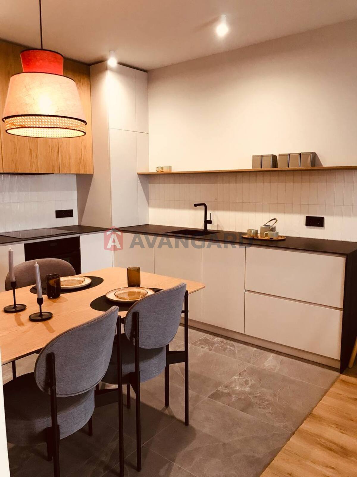 1 ��. ��������, 48/20/14 ��. �., 5/13 ������ ���� 4