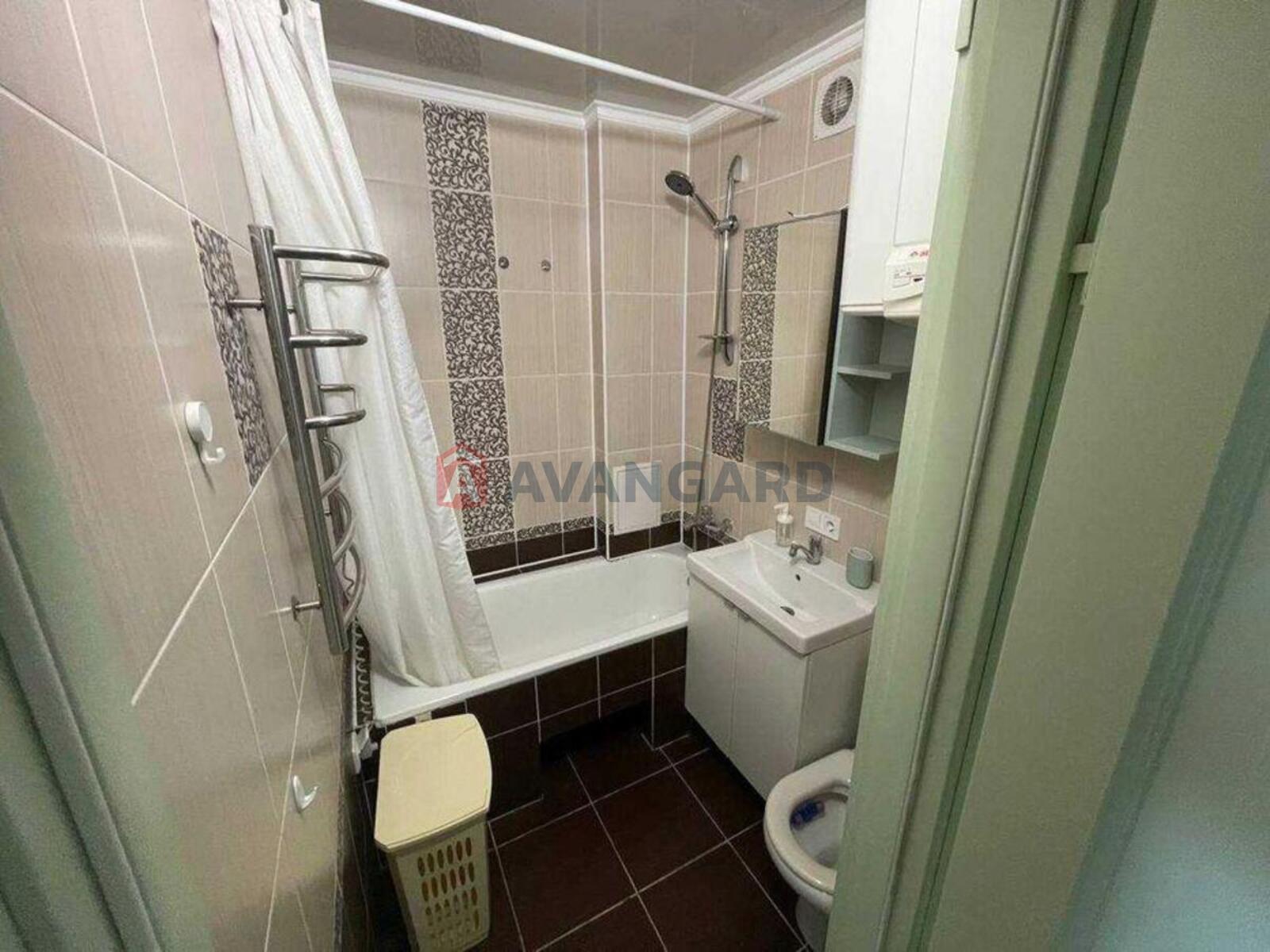 2 ��. ��������, 45/-/15 ��. �., 8/9 ������ ���� 6