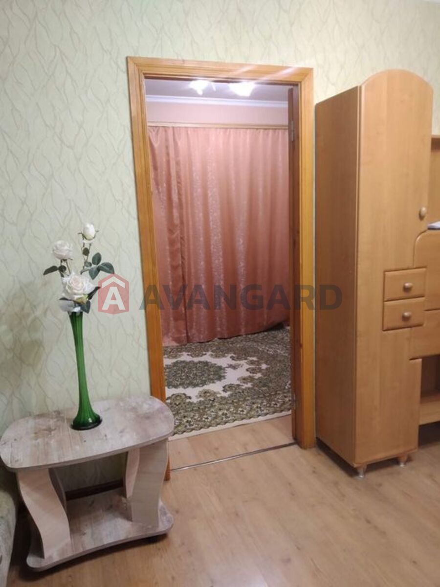 2 ��. ��������, 42/-/6 ��. �., 3/5 ������ ���� 11