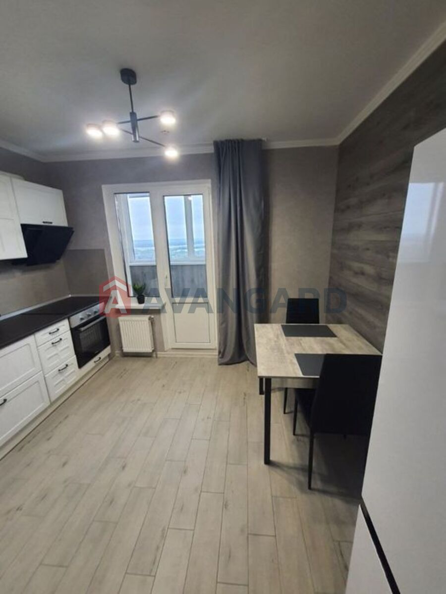 1 ��. ��������, 45/-/10 ��. �., 19/25 ������ ���� 2