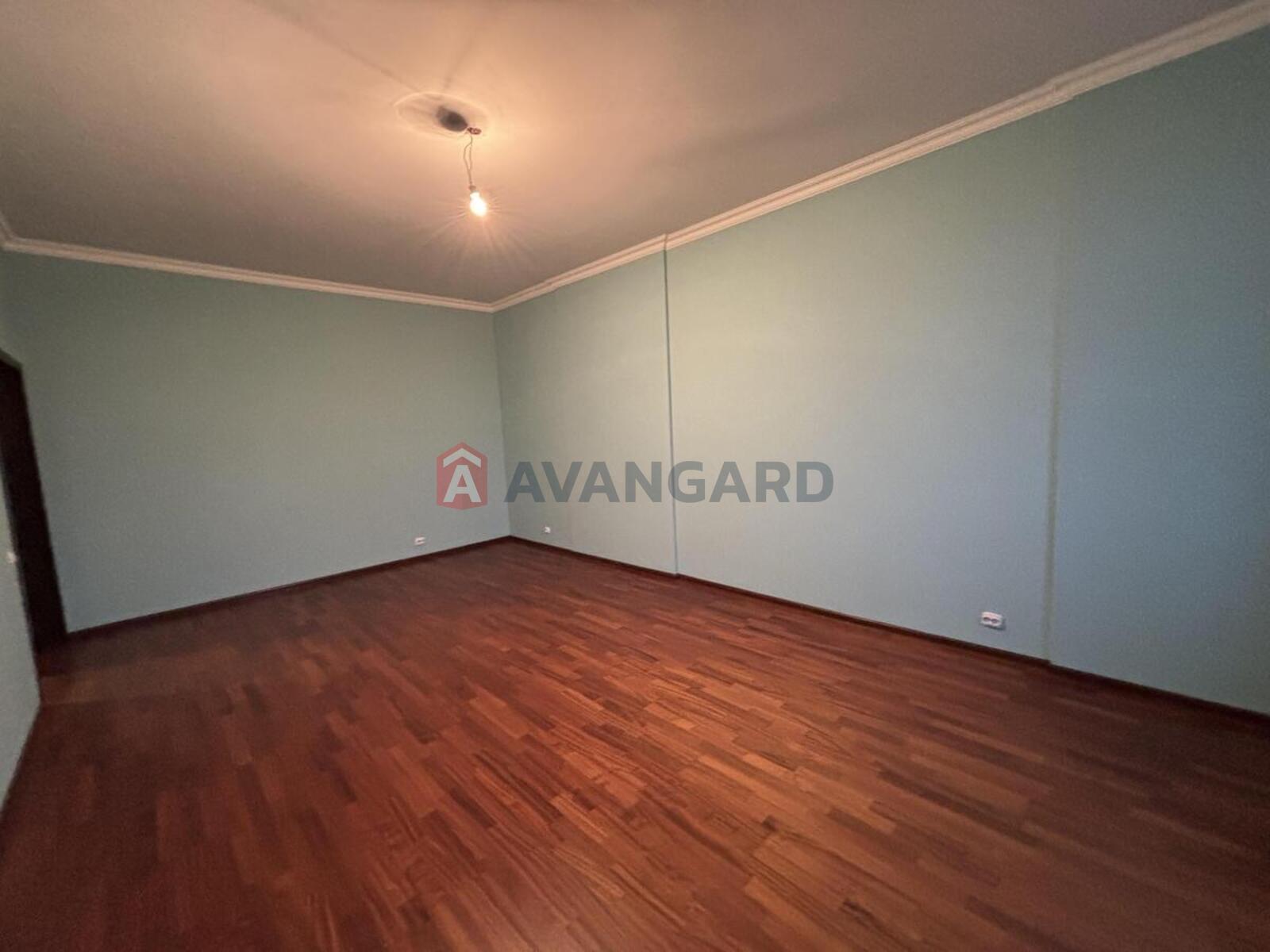 2 ��. ��������, 95/53/16 ��. �., 9/25 ������ ���� 6