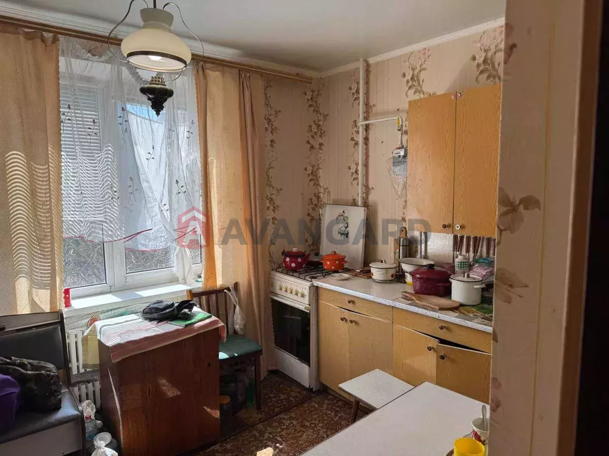 1 ��. ��������, 36/-/9 ��. �., 6/9 ������ ���� 14