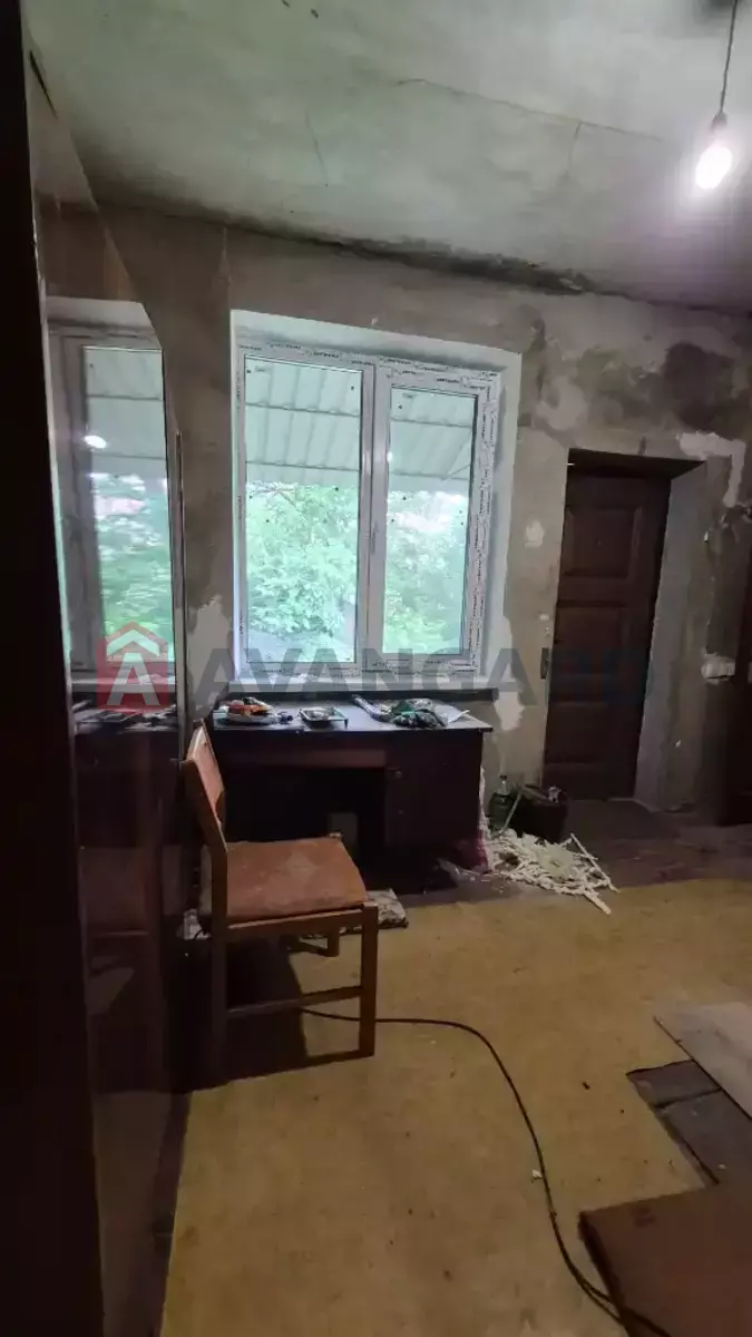 3 ����. ��������, 72/-/10 ��. �., 1/1 ���� ���� 23