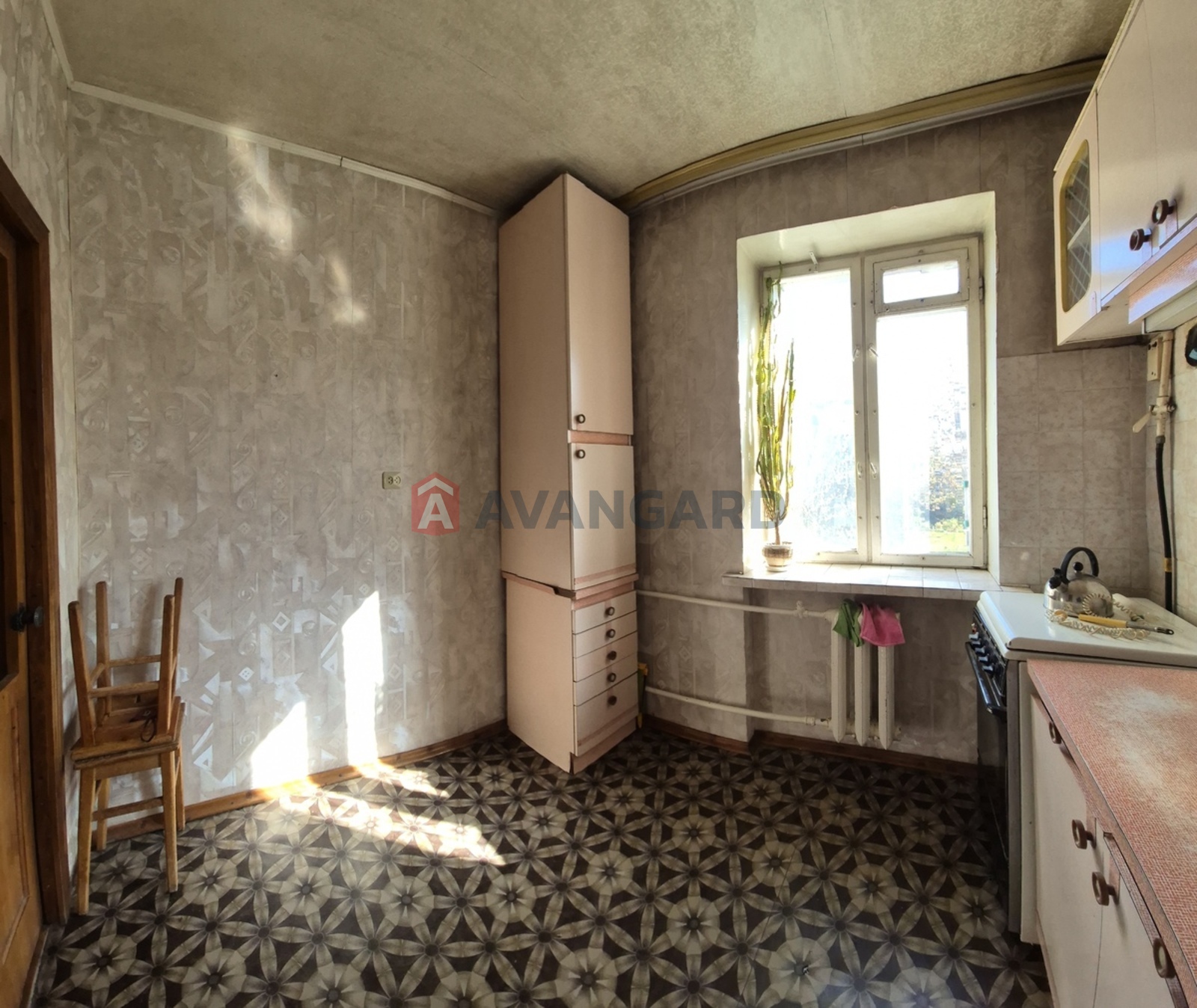 2 ��. ��������, 44/31/6 ��. �., 3/5 ������ ���� 16