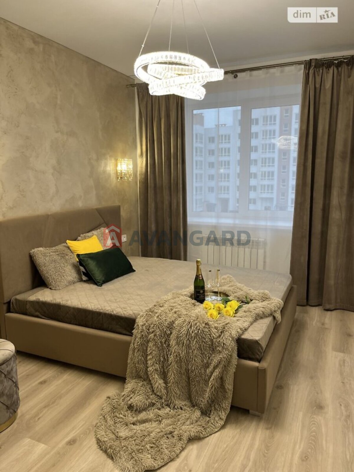 2 ����. ��������, 70/32/26 ��. �., 4/8 ���� ���� 7