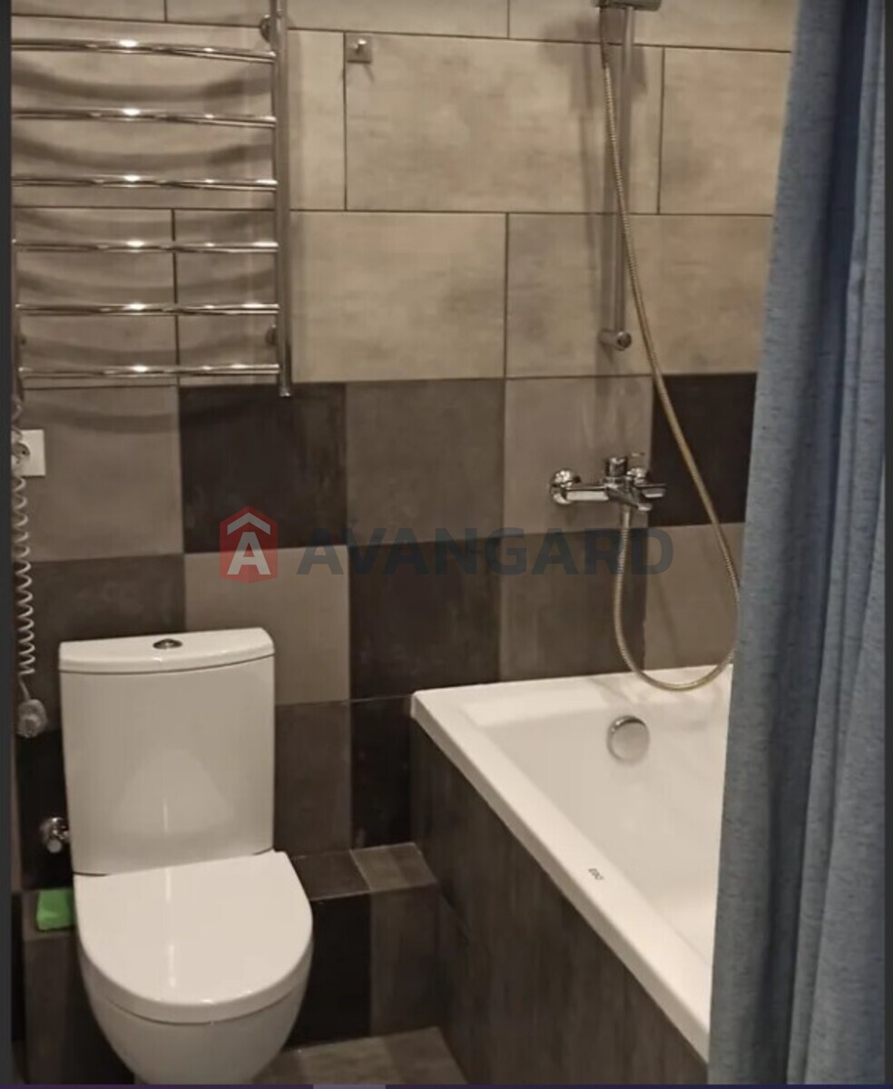 3 ��. ��������, 78/60/15 ��. �., 9/11 ������ ���� 13