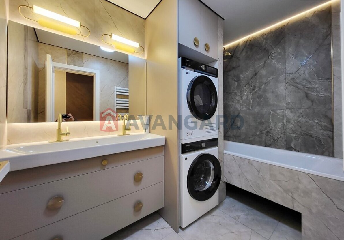 2 ��. ��������, 82/-/- ��. �., 8/9 ������ ���� 21