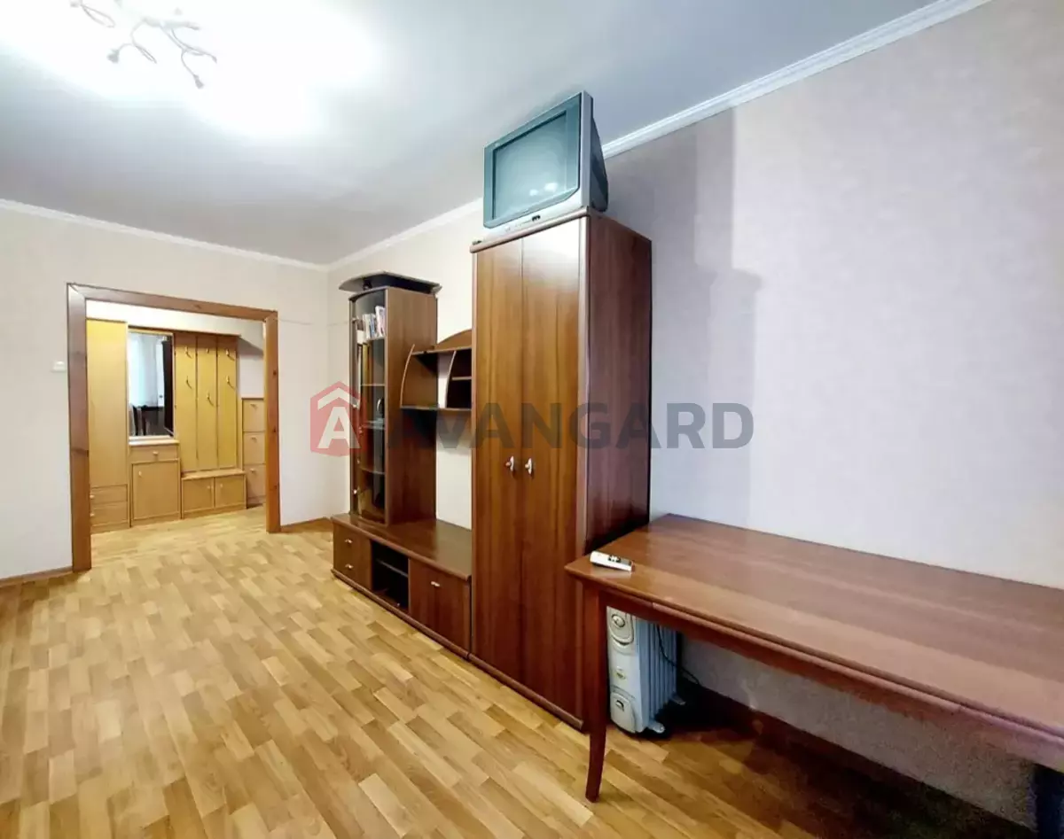 2 ��. ��������, 55/-/8 ��. �., 9/9 ������ ���� 3