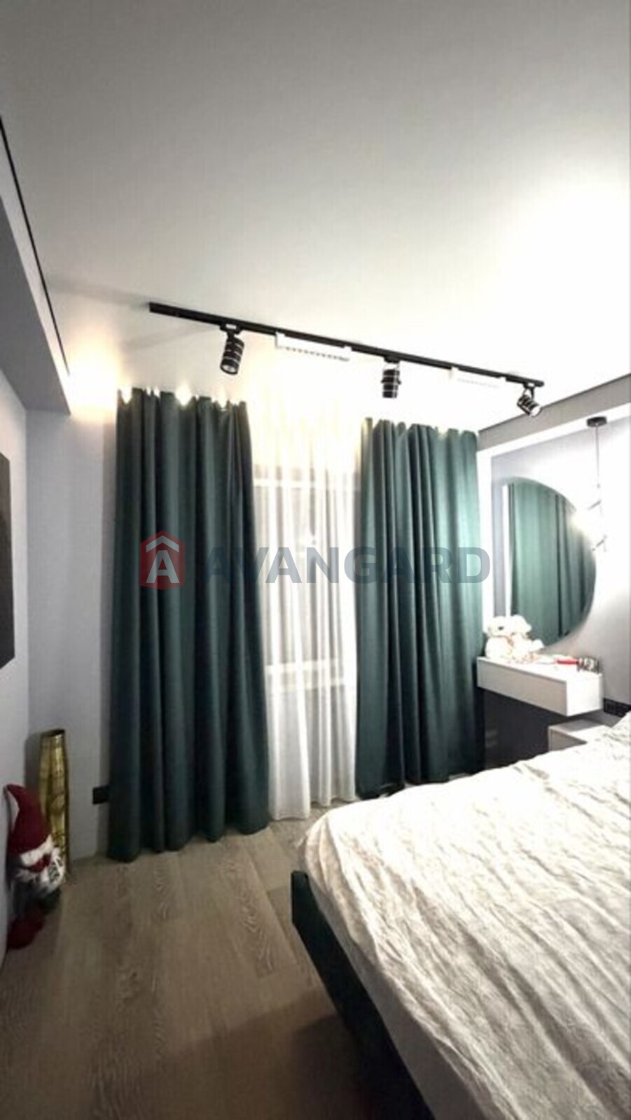 2 ��. ��������, 43/-/6 ��. �., 2/5 ������ ���� 12