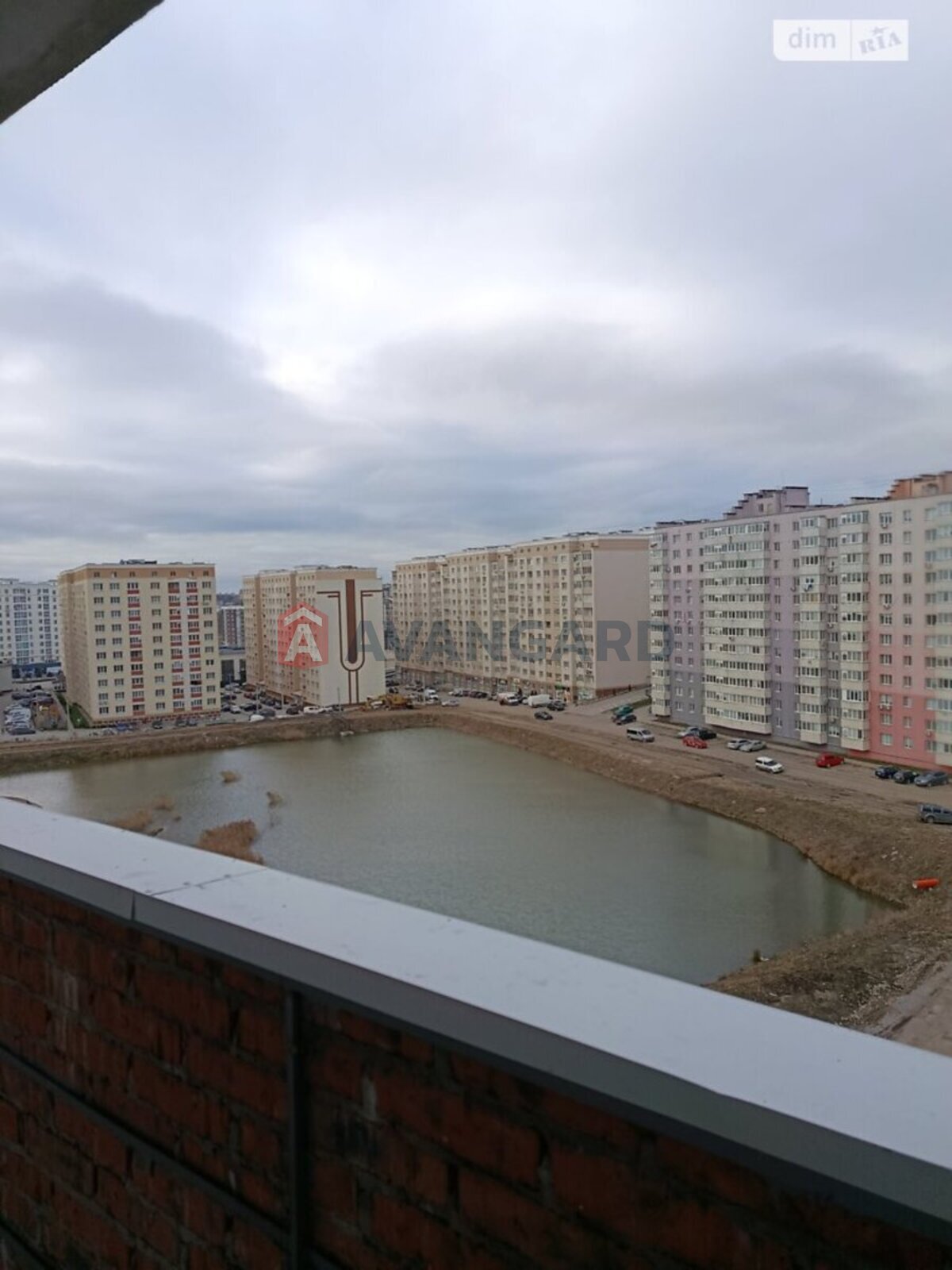 2 ��. ��������, 79/39/17 ��. �., 6/10 ������ ���� 1