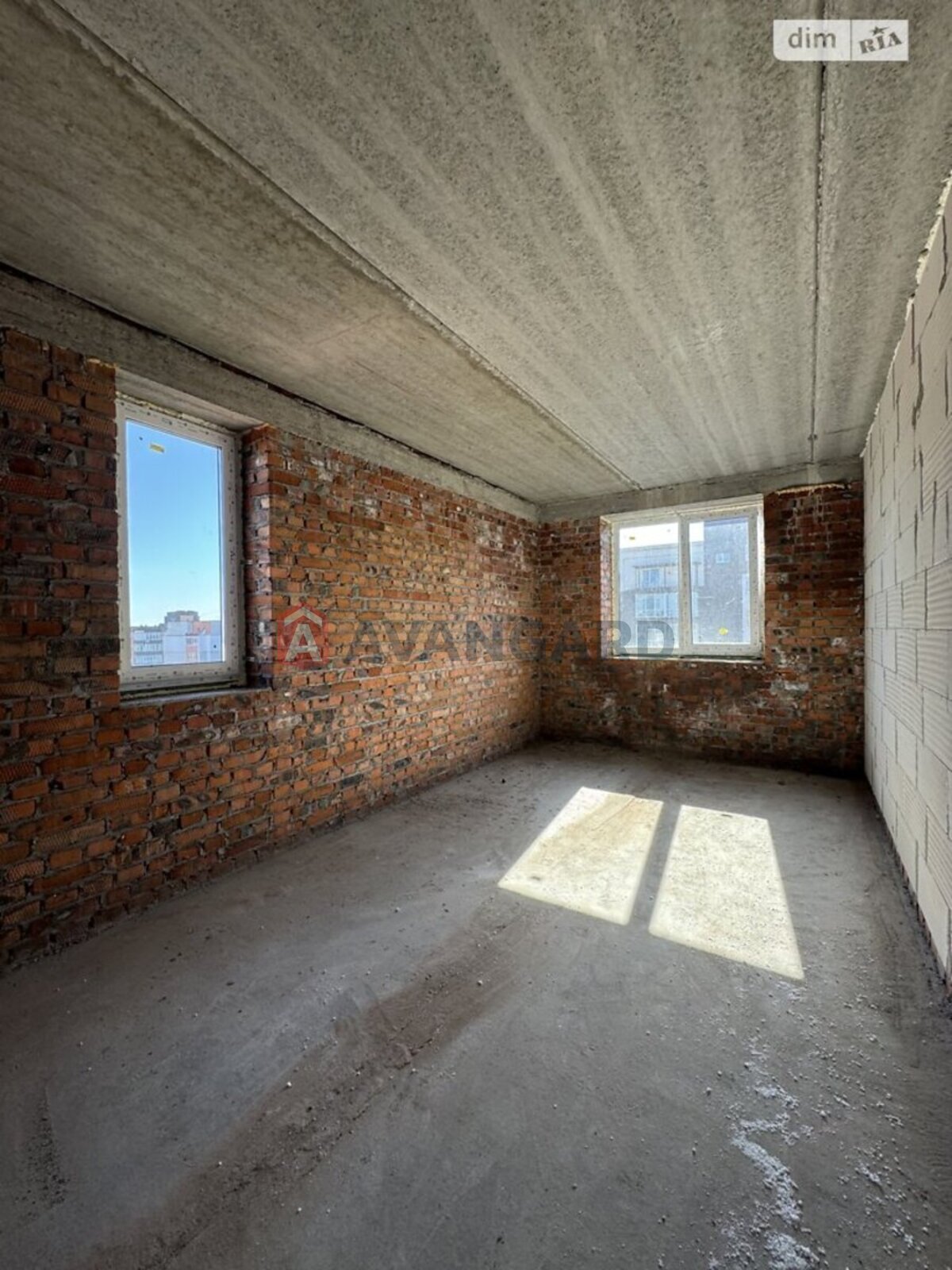 2 ��. ��������, 51/28/12 ��. �., 8/10 ������ ���� 2