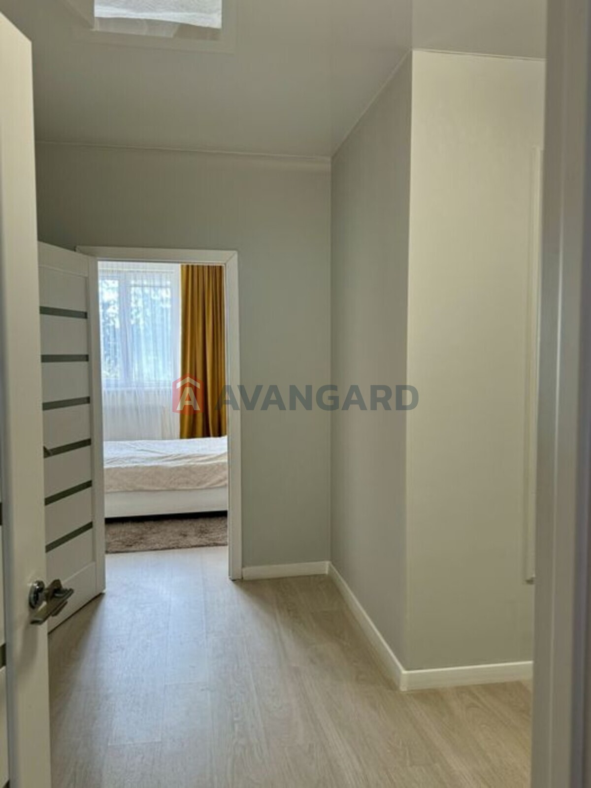 2 ��. ��������, 85/-/25 ��. �., 2/9 ������ ���� 3