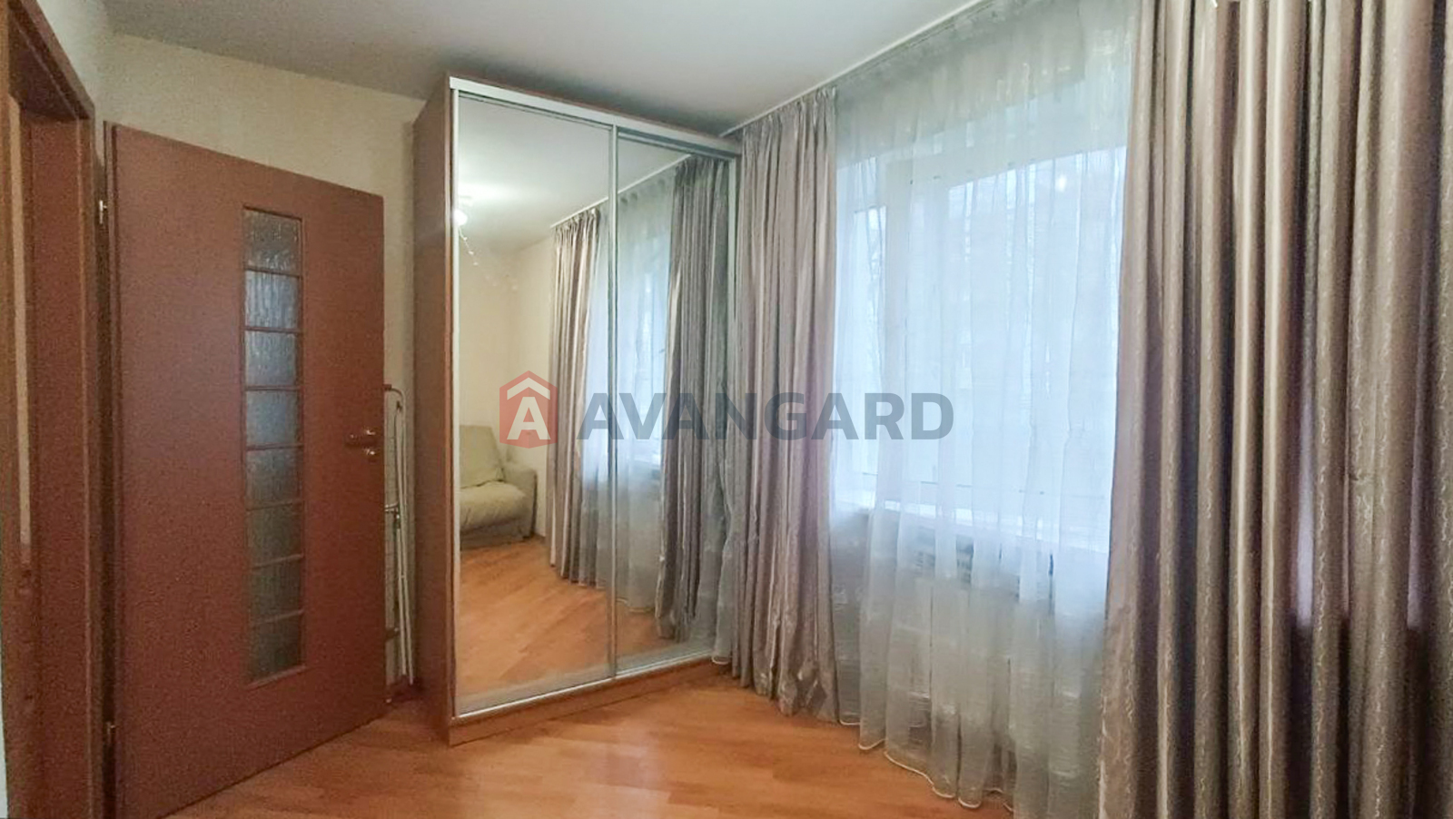 2 ��. ��������, 39/26/5,5 ��. �., 1/5 ������ ���� 6