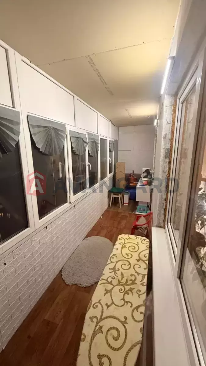 1 ����. ��������, 35/18/7 ��. �., 11/12 ���� ���� 11