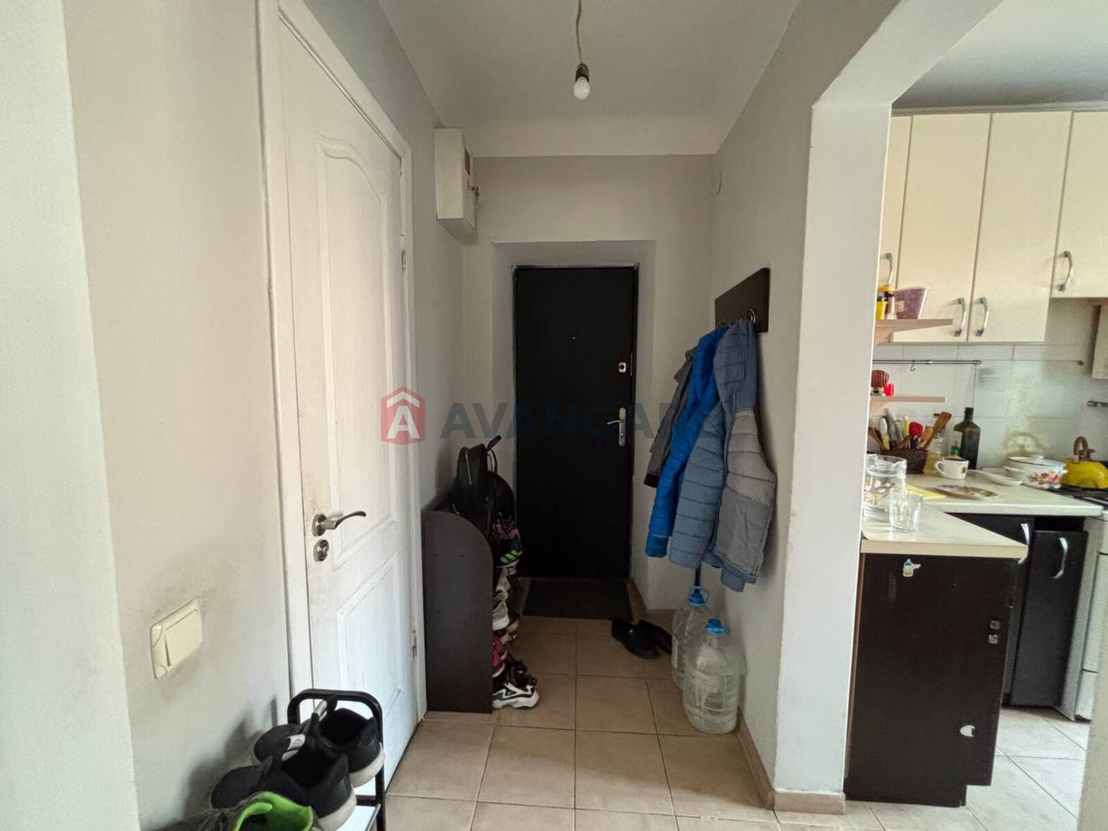 2 ��. ��������, 43/-/5 ��. �., 1/3 ������ ���� 7