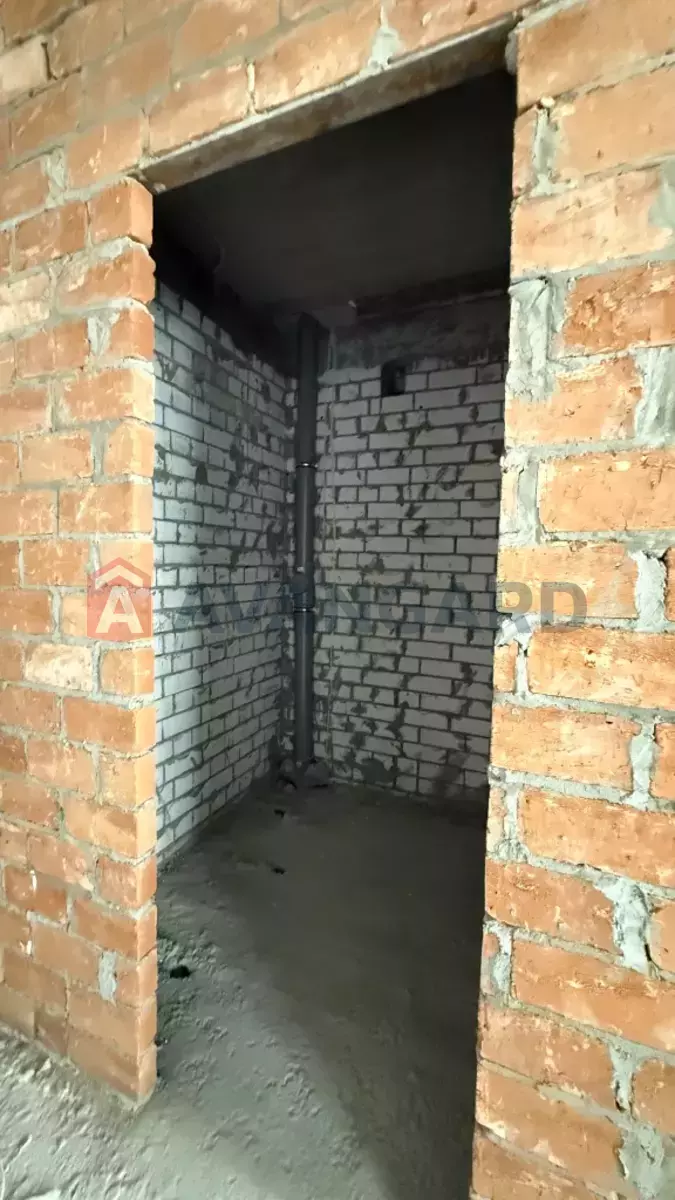1 ��. ��������, 45/25/18 ��. �., 7/10 ������ ���� 4