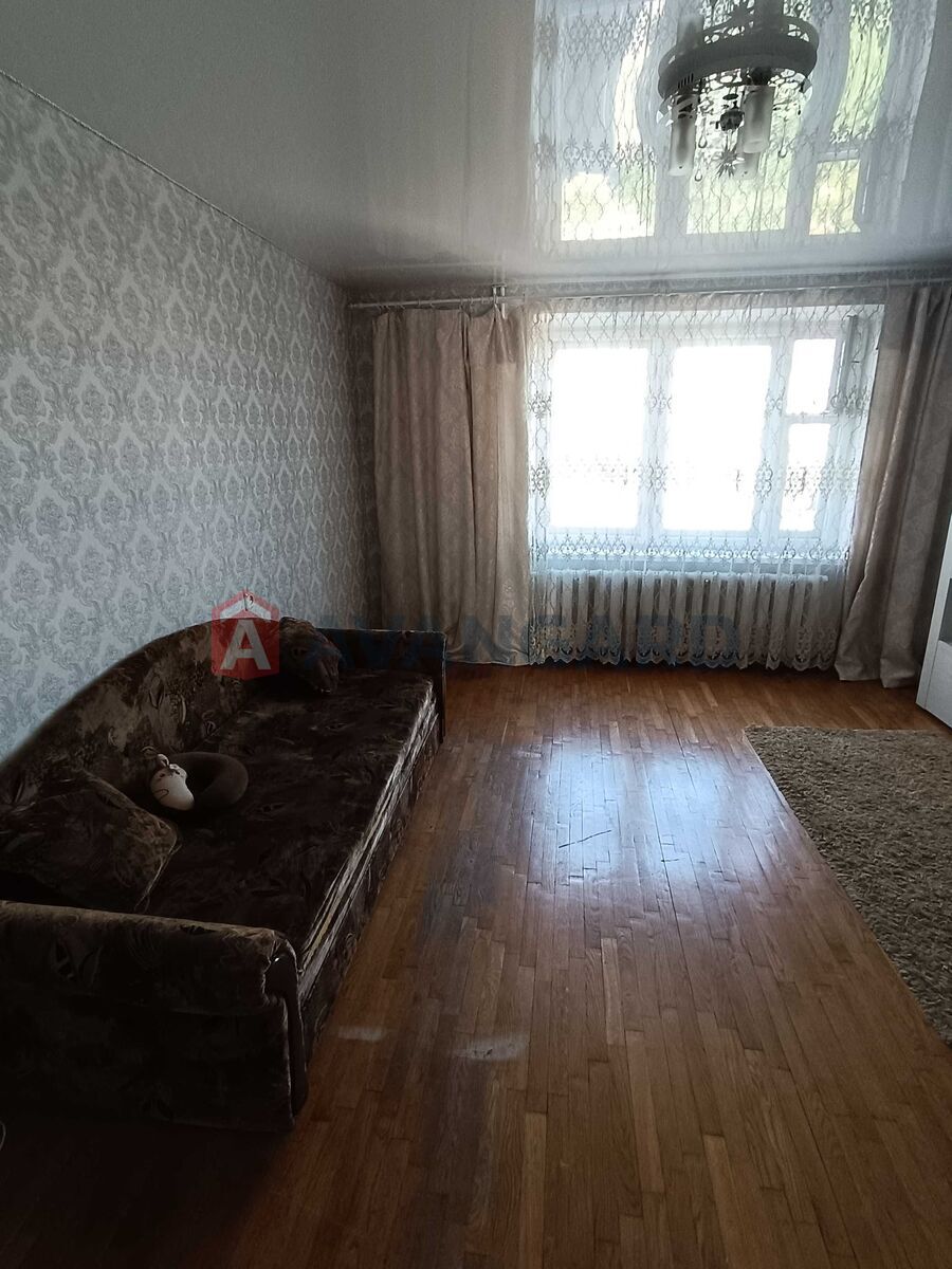 4 ��. ��������, 74/-/7 ��. �., 9/10 ������ ���� 9