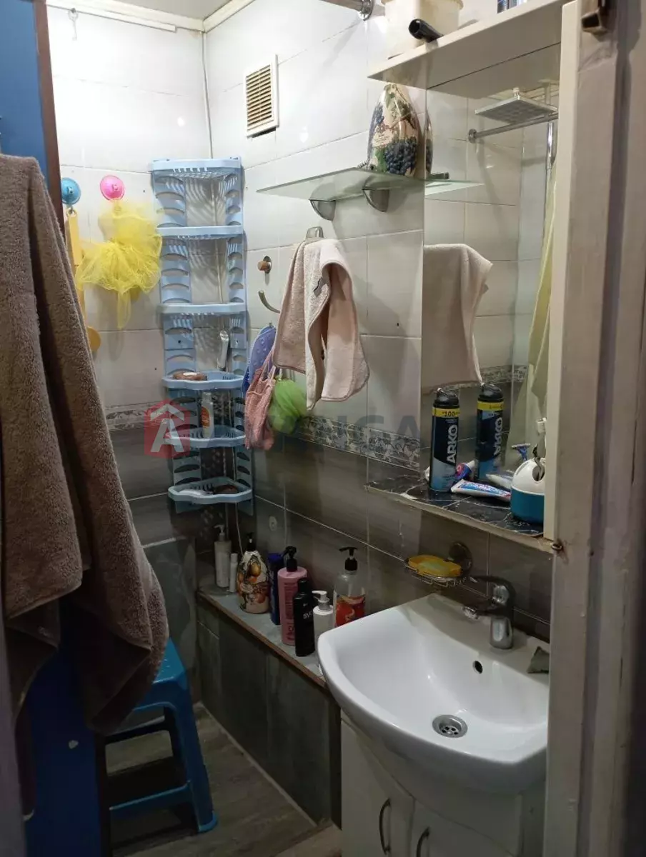 3 ��. ��������, 58/-/5 ��. �., 4/5 ������ ���� 10