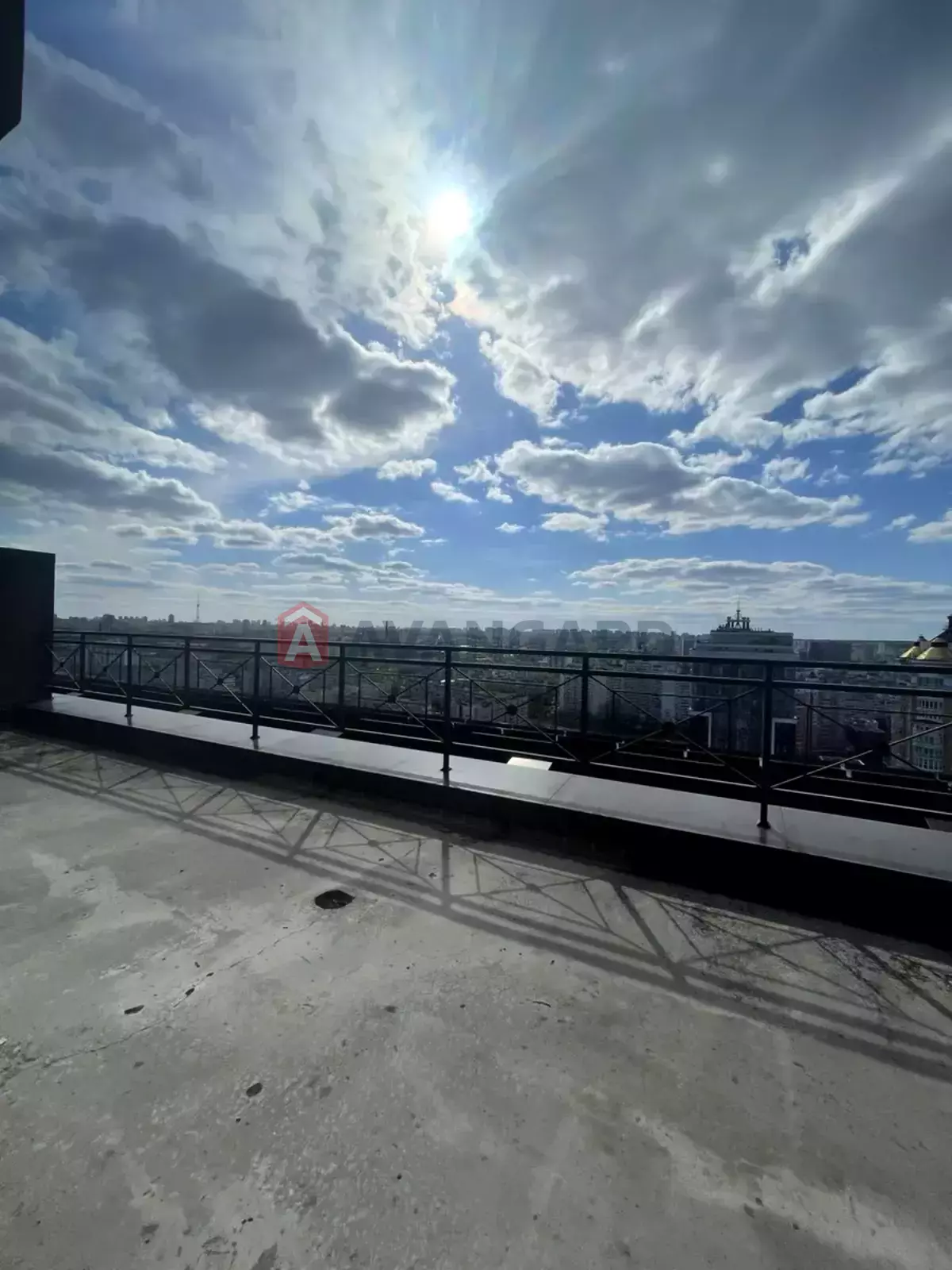 6 ��. ��������, 515/250/45 ��. �., 25/27 ������ ���� 13