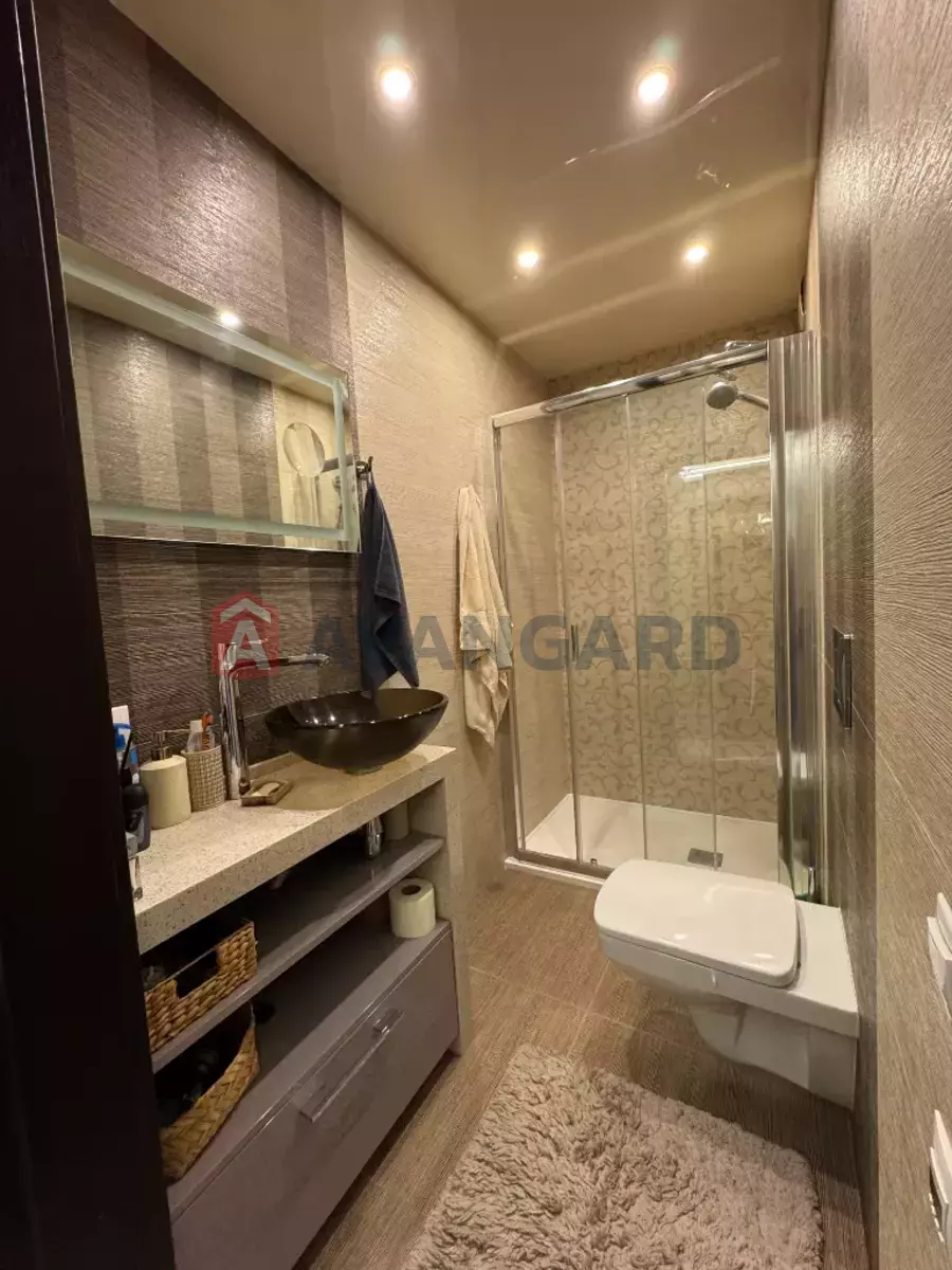 4 ��. ��������, 104/-/- ��. �., 7/9 ������ ���� 13