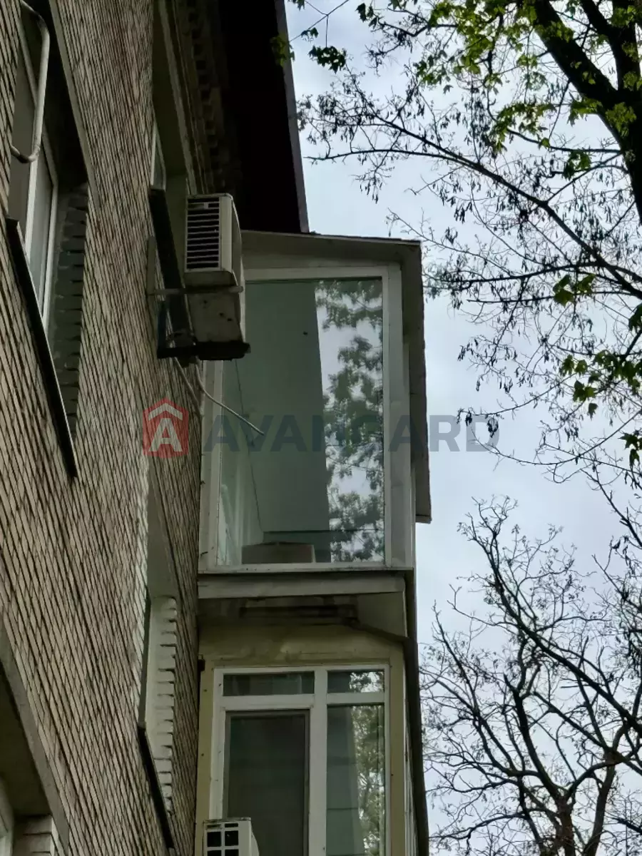 1 ����. ��������, 40/-/25 ��. �., 4/4 ���� ���� 17