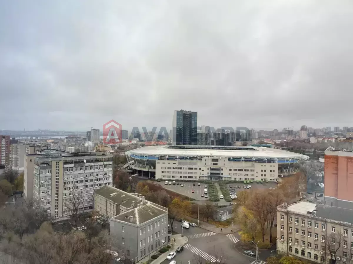 3 ����. ��������, 73/-/- ��. �., 15/24 ���� ���� 1