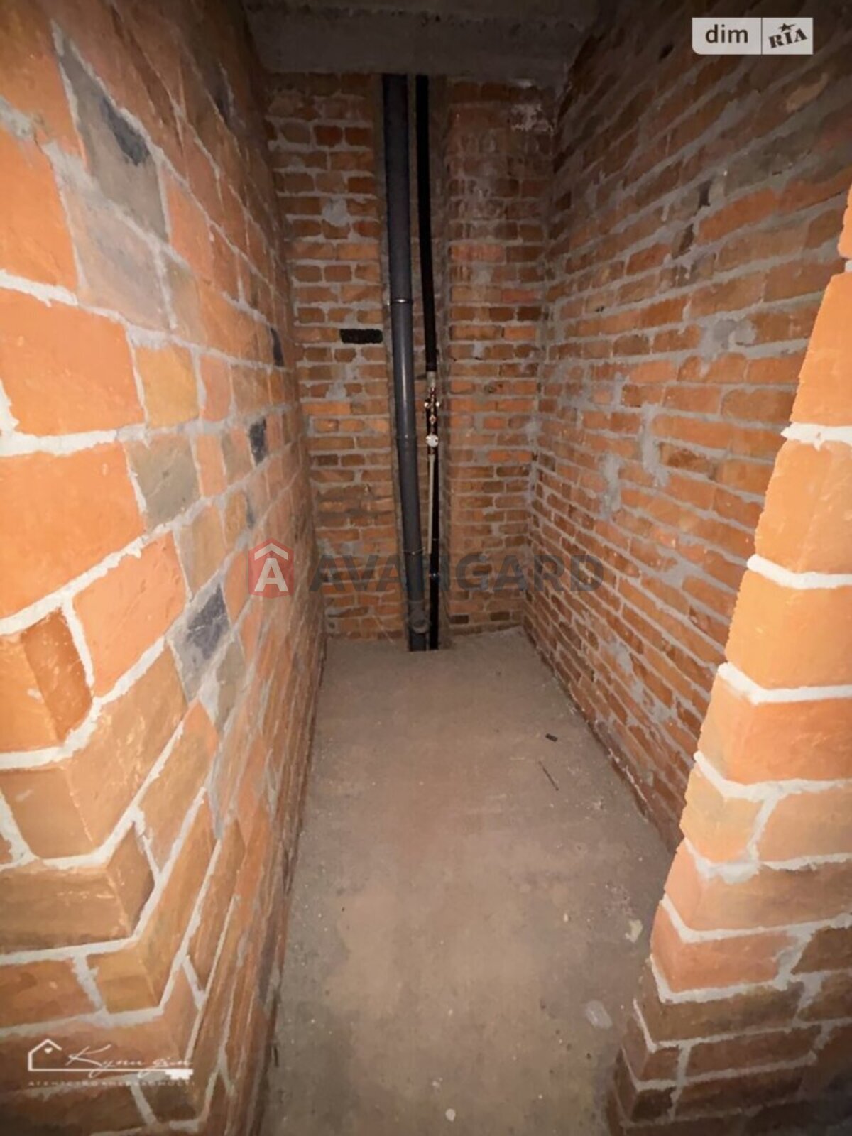 2 ��. ��������, 67/46/12 ��. �., 6/10 ������ ���� 11