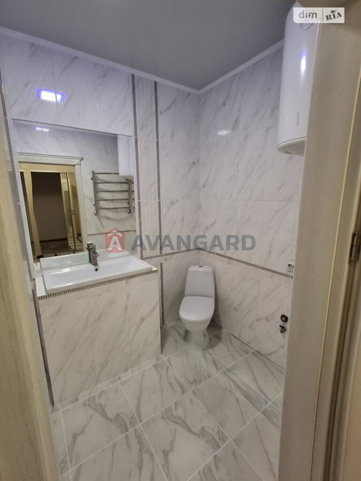 1 ��. ��������, 57/-/- ��. �., 9/12 ������ ���� 3