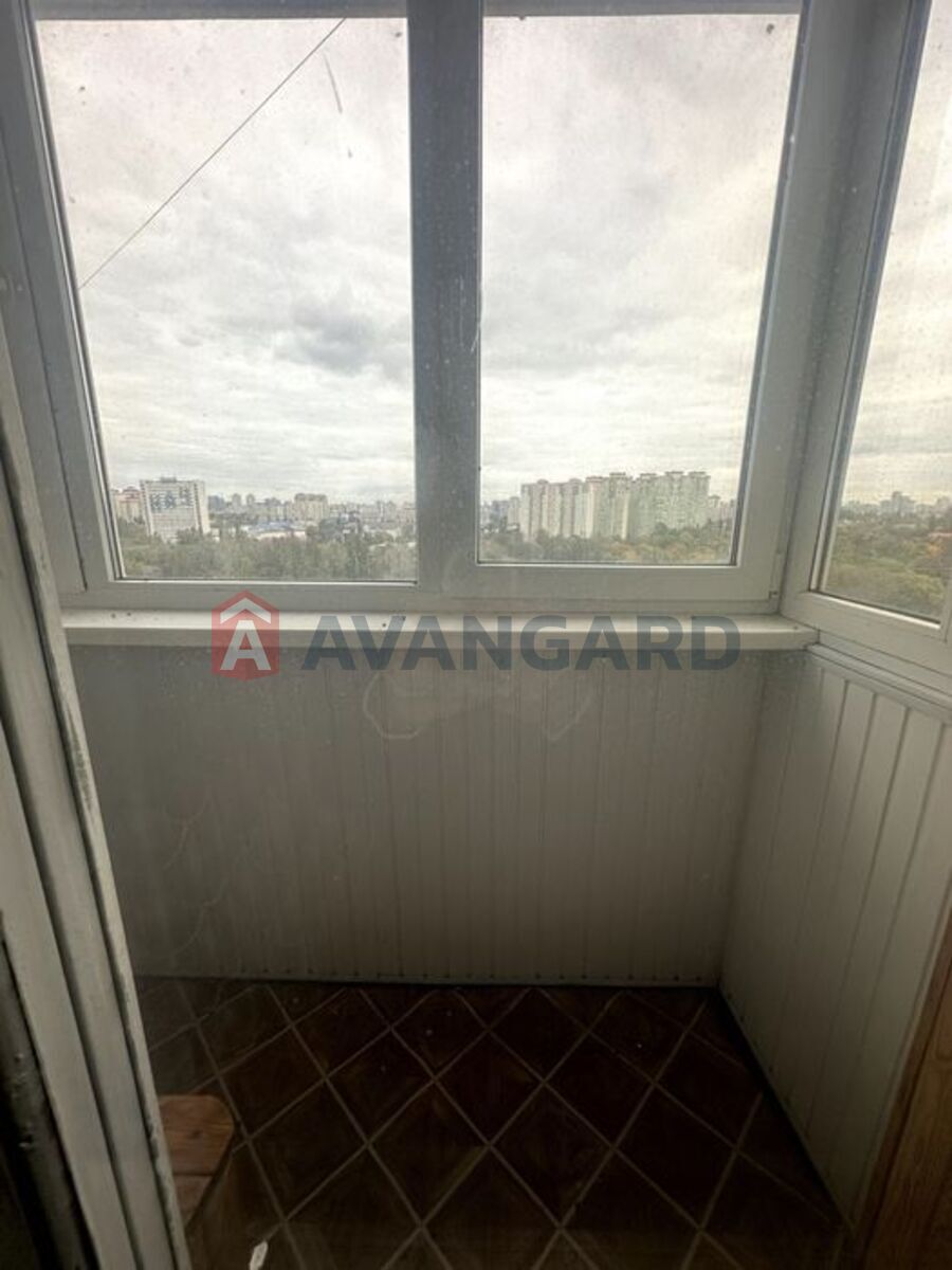 3 ��. ��������, 67/-/8 ��. �., 14/16 ������ ���� 13