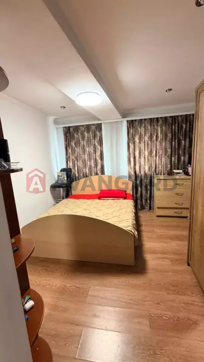 4 ��. ��������, 88/-/- ��. �., 1/1 ������ ���� 9