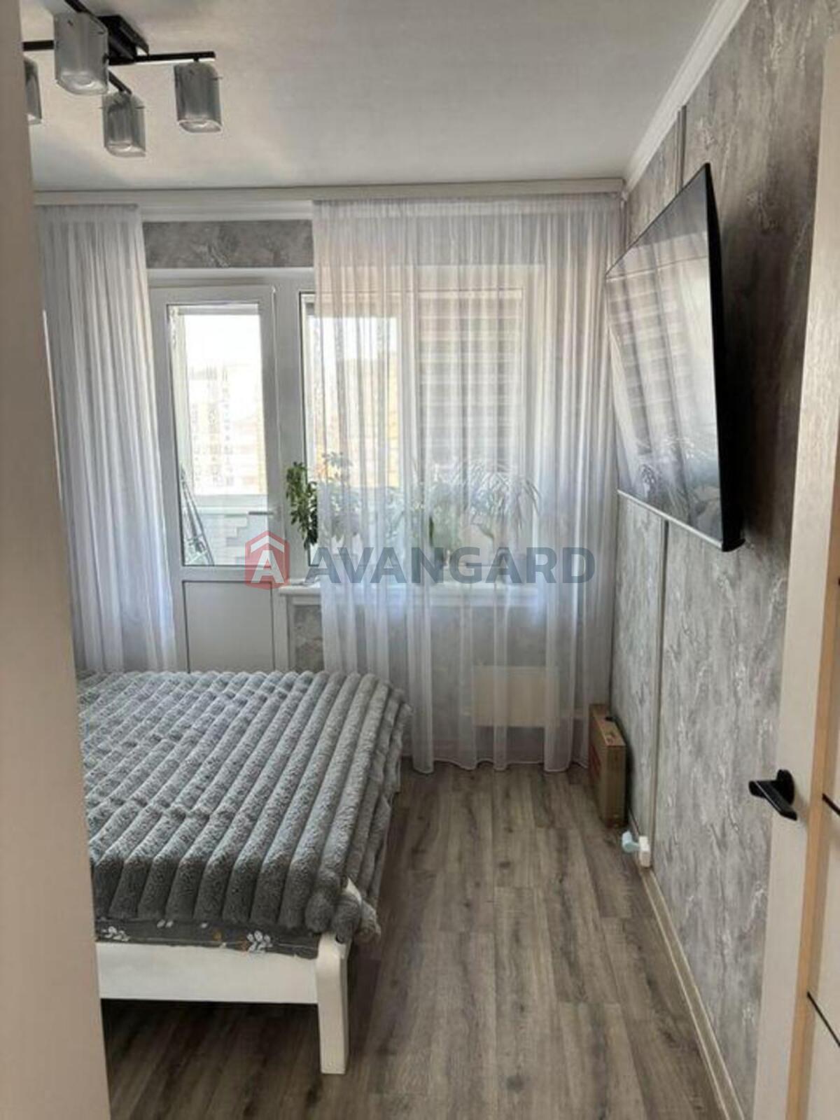 2 ��. ��������, 49/-/9 ��. �., 14/16 ������ ���� 20