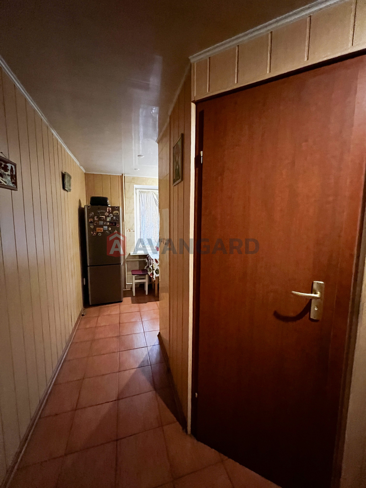 2 ��. ��������, 41/-/6 ��. �., 4/5 ������ ���� 8