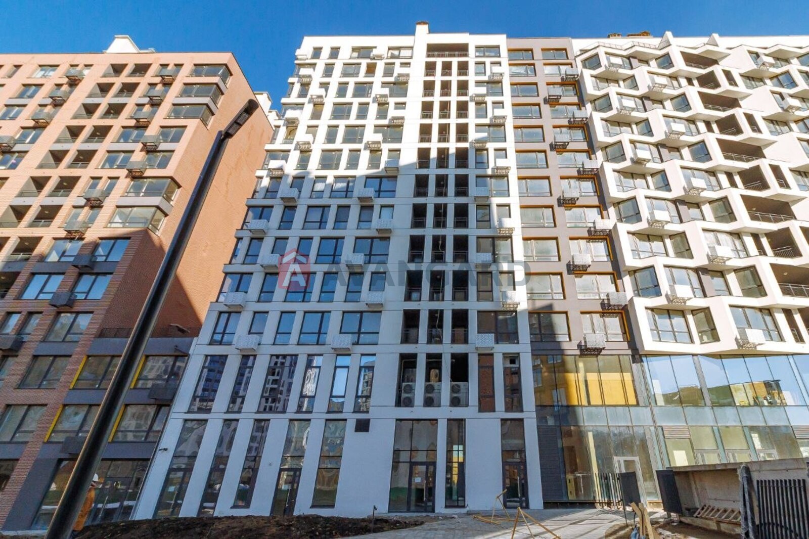 3 ��. ��������, 74,46/31/24 ��. �., 8/8 ������ ���� 1