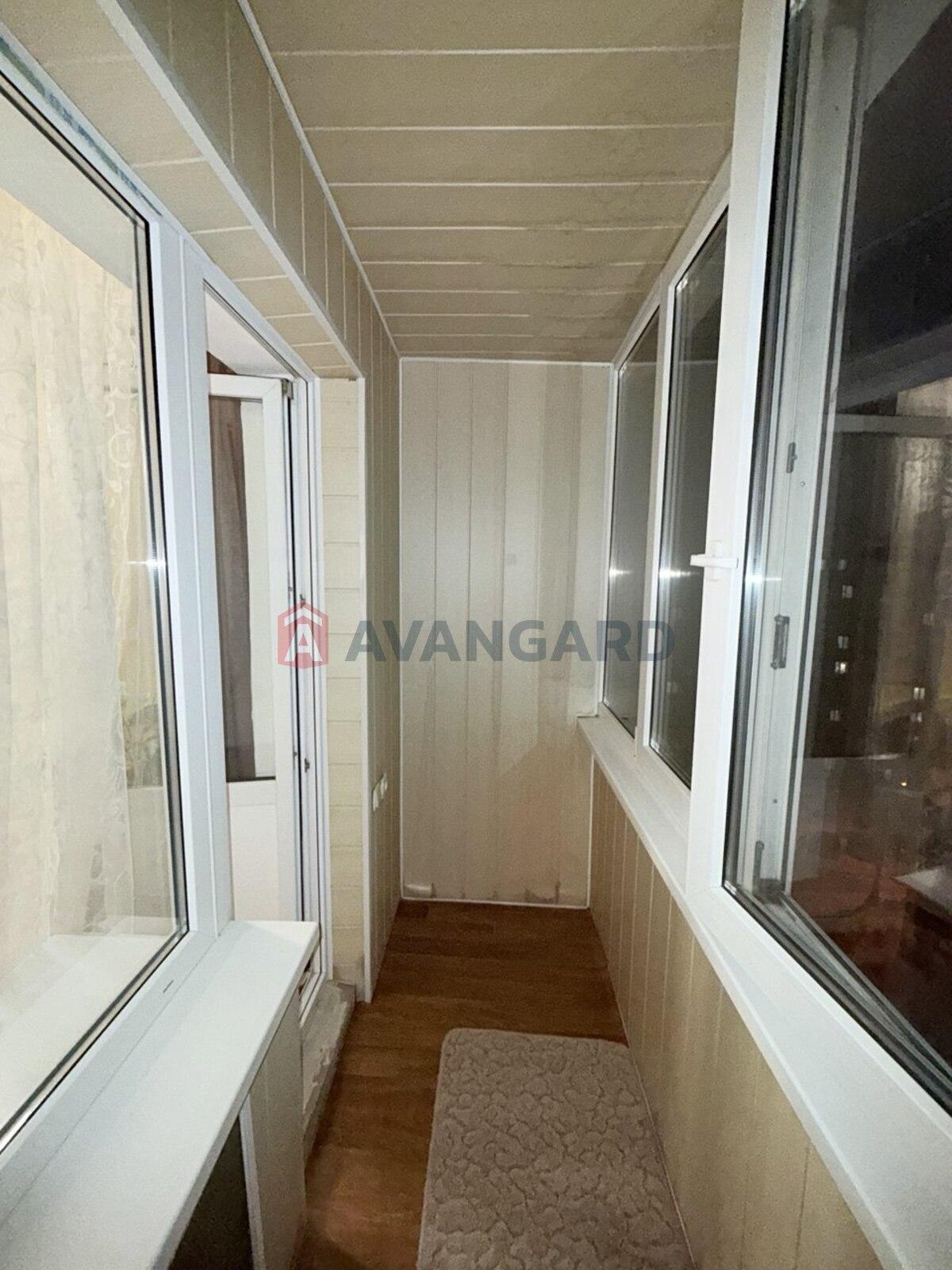 1 ��. ��������, 33/-/6 ��. �., 9/9 ������ ���� 15