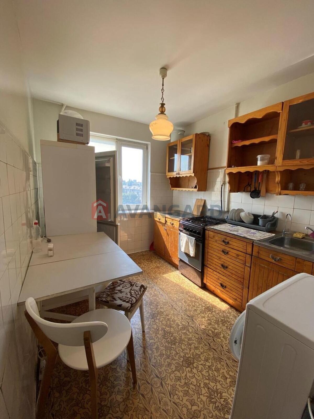 3 ����. ��������, 58/39/8 ��. �., 8/9 ���� ���� 9