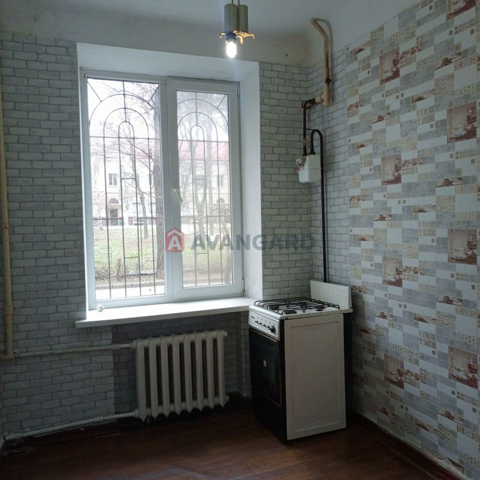 2 ��. ��������, 50/-/7 ��. �., 1/4 ������ ���� 11